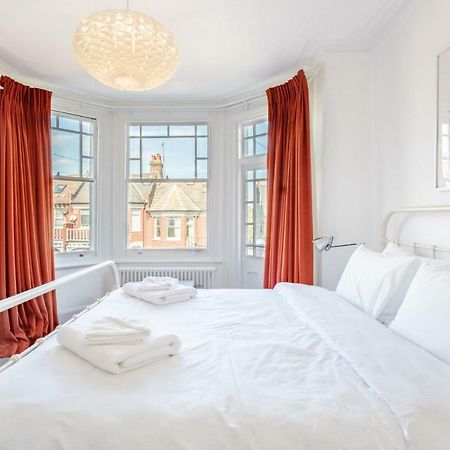 Villa Gorgeous, 4 Bed Victorian House In Dollis Hill London Exterior foto